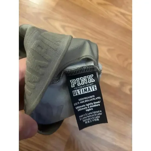 Victoria’s Secret Pink Ultimate Lightly Lined Sports Bra Size XS - Picture 2 of 7